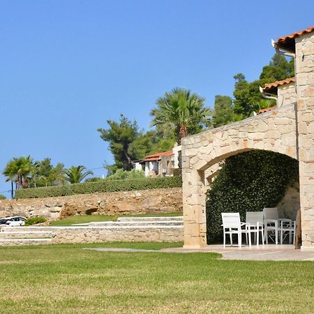 Stigmes Villas & Suites Nea Skioni Extérieur photo
