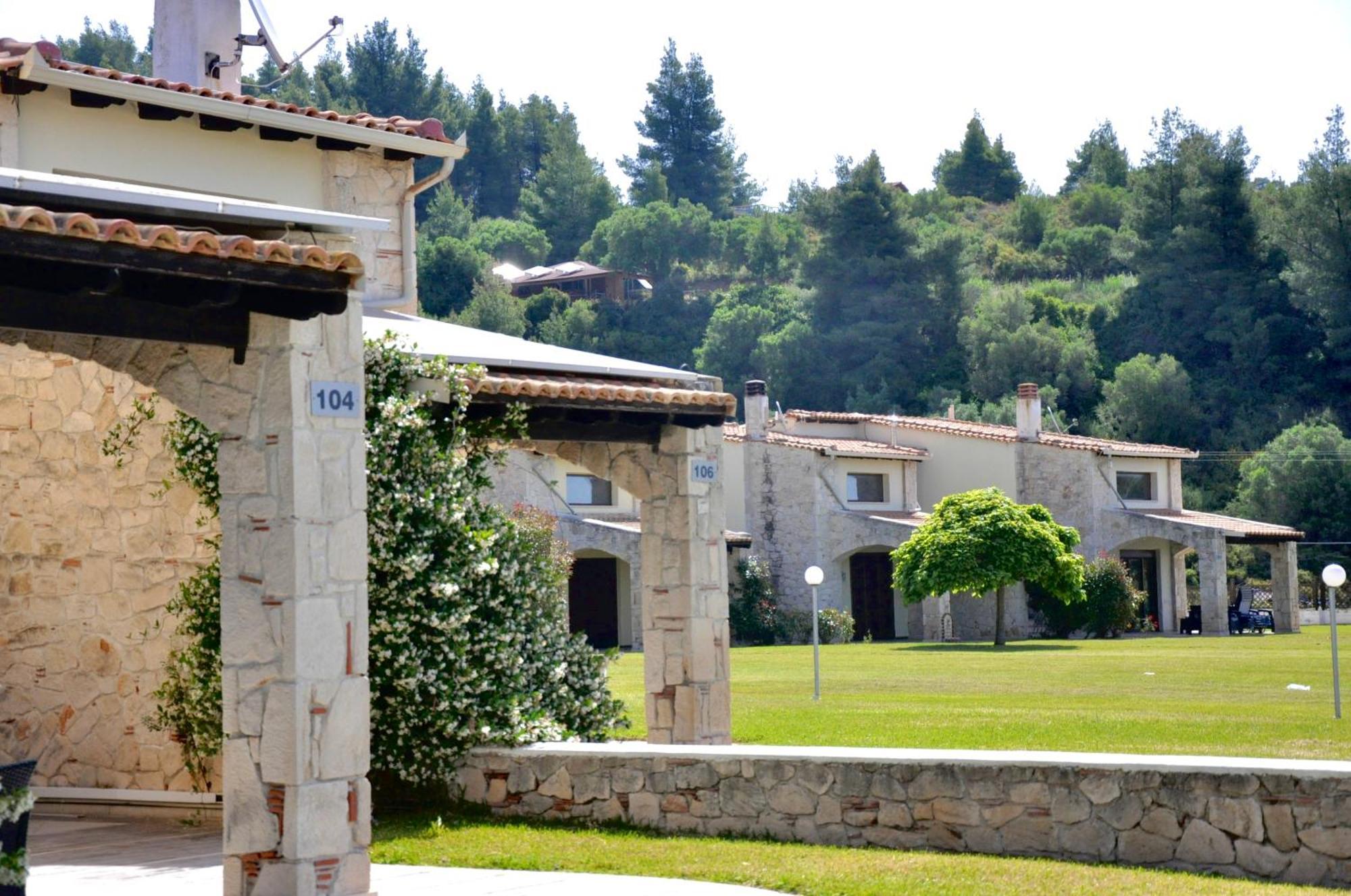 Stigmes Villas & Suites Nea Skioni Extérieur photo