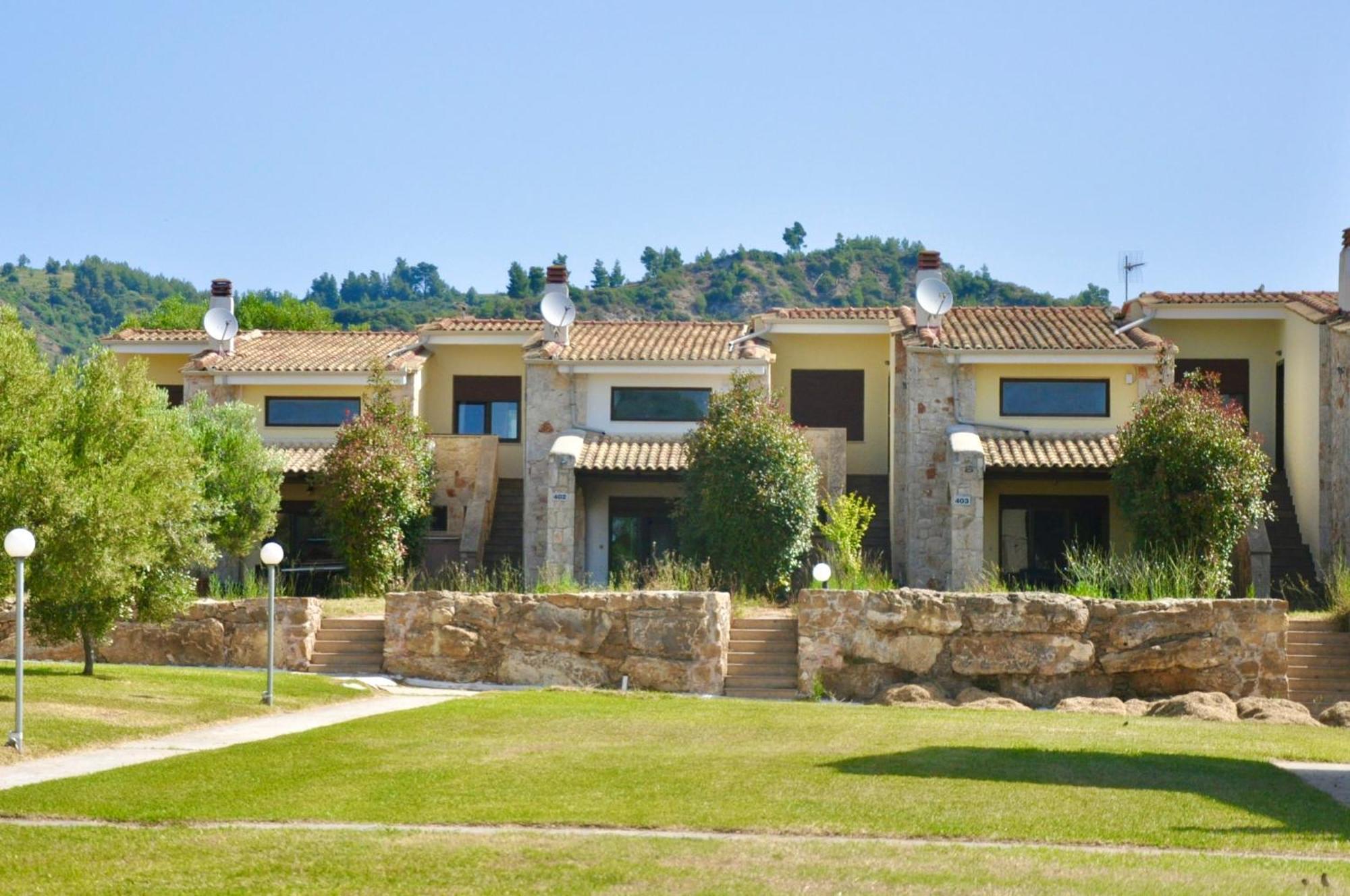 Stigmes Villas & Suites Nea Skioni Extérieur photo
