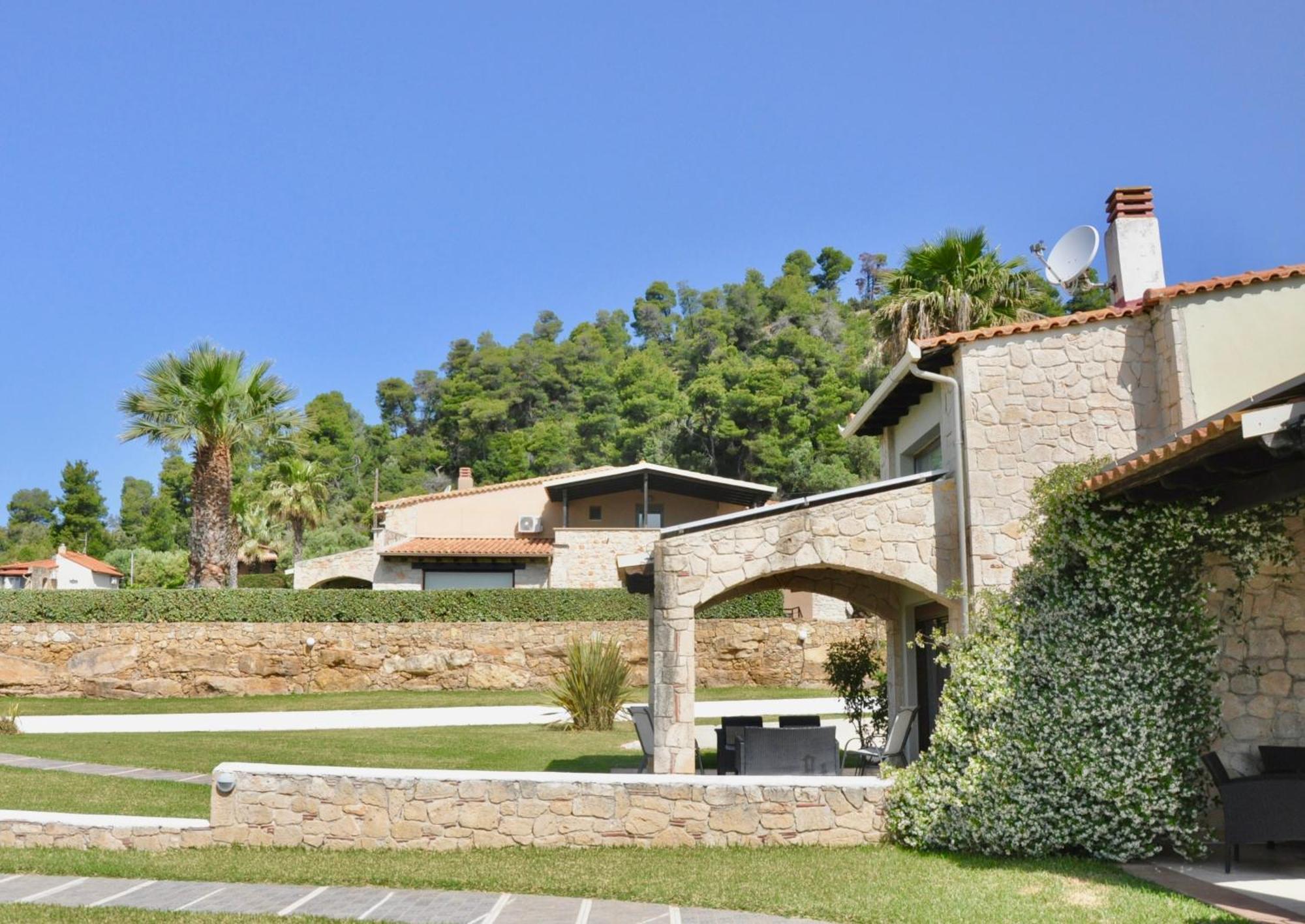 Stigmes Villas & Suites Nea Skioni Extérieur photo