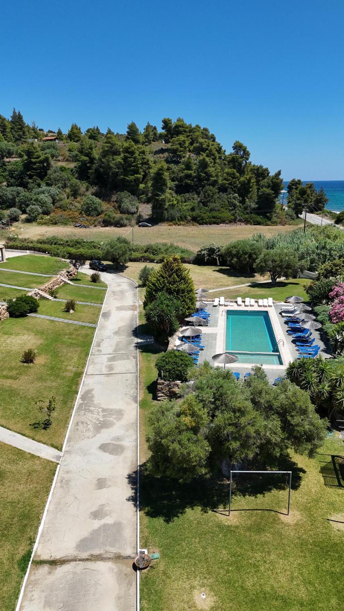 Stigmes Villas & Suites Nea Skioni Extérieur photo
